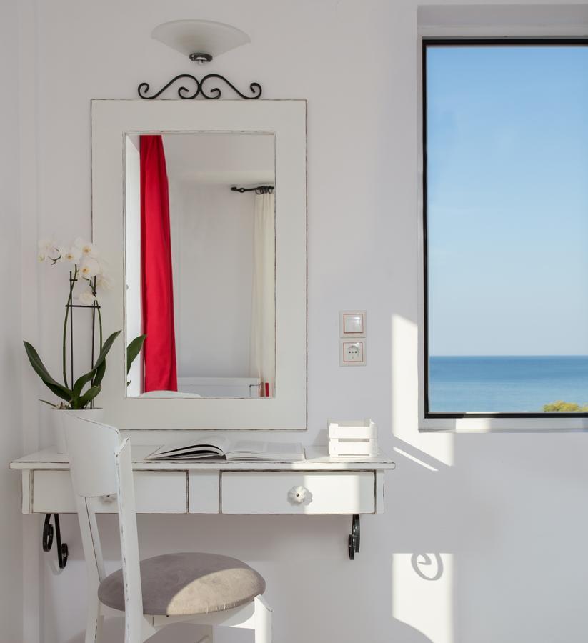 Iris Beach Hotel Monemvasía Dış mekan fotoğraf